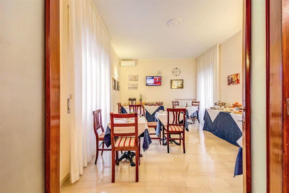 Bed and Breakfast Domus Cornelia Řím Exteriér fotografie